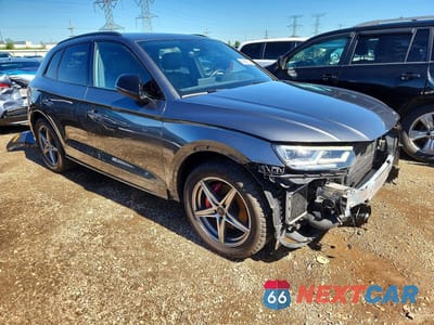 Czwarte zdjęcie samochodu z boku: 2019 AUDI SQ5 PRESTIGE VIN:WA1C4AFY2K2103782 - miniatura