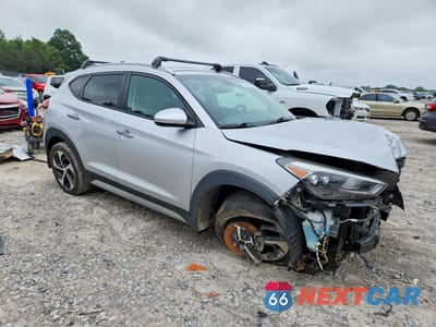 Czwarte zdjęcie samochodu z boku: 2018 HYUNDAI TUCSON LIMITED VIN:KM8J33A25JU694770 - miniatura