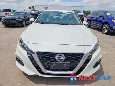 Piąte zdjęcie samochodu w środku: 2020 NISSAN ALTIMA S VIN:1N4BL4BV6LN323093 - miniatura
