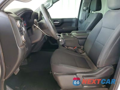 Zdjęcie 7 z 12 samochodu: 2023 GMC SIERRA K1500 VIN:1GTUUAED7PZ132931 - miniatura