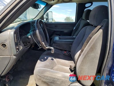 Zdjęcie 7 z 12 samochodu: 2003 CHEVROLET SILVERADO K2500 HEAVY DUTY VIN:1GCHK23U73F177878 - miniatura