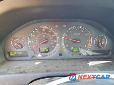 Zdjęcie 9 z 12 samochodu: 2006 VOLVO S60 2.5T VIN:YV1RH592062537492 - miniatura