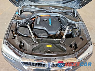 Zdjęcie 11 z 12 samochodu: 2019 BMW 530E VIN:WBAJA9C53KB392649 - miniatura