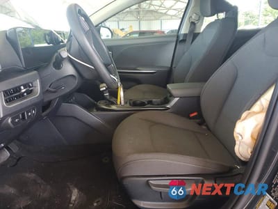 Zdjęcie 7 z 12 samochodu: 2025 KIA K4 LX VIN:3KPFT4DE1SE136677 - miniatura