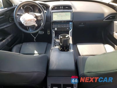 Zdjęcie 8 z 12 samochodu: 2019 JAGUAR XE PREMIUM VIN:SAJAD4FX7KCP44587 - miniatura