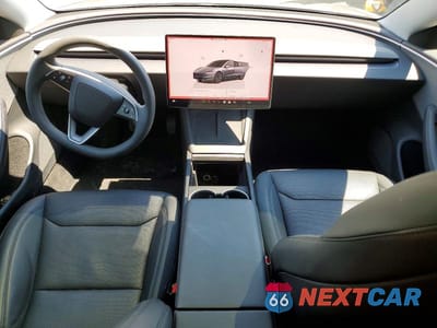 Zdjęcie 8 z 12 samochodu: 2025 TESLA MODEL 3 VIN:5YJ3E1EA8SF017610 - miniatura