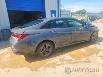 Trzecie zdjęcie samochodu z tyłu: 2023 HYUNDAI ELANTRA SEL VIN:KMHLM4AG0PU606918 - miniatura