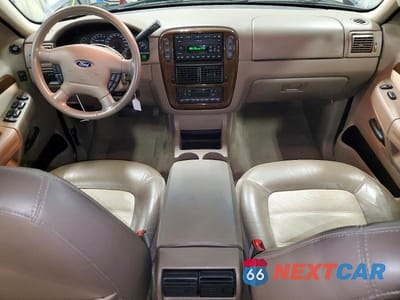 Zdjęcie 8 z 14 samochodu: 2002 FORD EXPLORER EDDIE BAUER VIN:1FMZU74W02ZA82843 - miniatura