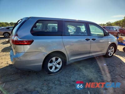 Trzecie zdjęcie samochodu z tyłu: 2015 TOYOTA SIENNA L 7-PASSENGER VIN:5TDZK3DC1FS659038 - miniatura
