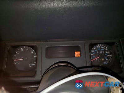 Zdjęcie 9 z 12 samochodu: 1993 JEEP WRANGLER / YJ SAHARA VIN:1J4FY49S7PP202716 - miniatura