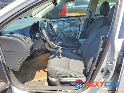 Zdjęcie 7 z 13 samochodu: 2009 TOYOTA COROLLA S VIN:2T1BU40E29C096927 - miniatura