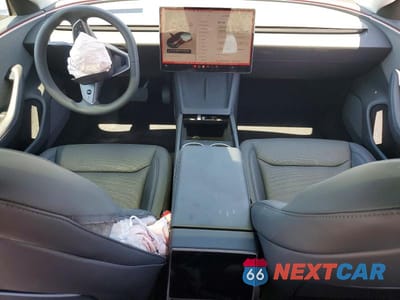 Zdjęcie 8 z 12 samochodu: 2026 TESLA MODEL 3 VIN:5YJ3E1EA8TF122827 - miniatura