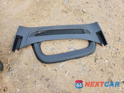 Zdjęcie 12 z 13 samochodu: 2026 TESLA MODEL Y VIN:7SAYGAEE1TF617781 - miniatura