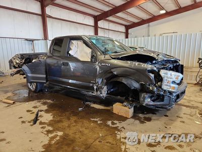 Czwarte zdjęcie samochodu z boku: 2017 FORD F150 SUPER CAB VIN:1FTEX1EP3HFB03600 - miniatura