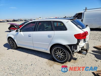 Drugie zdjęcie samochodu z przodu: 2011 AUDI A3 PREMIUM VIN:WAUDFAFM9BA099203 - miniatura