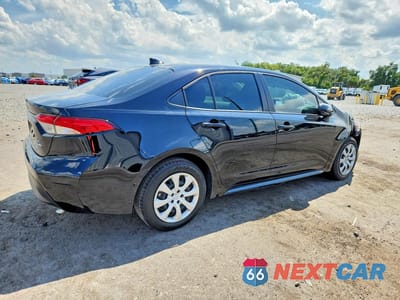 Trzecie zdjęcie samochodu z tyłu: 2026 TOYOTA COROLLA HYBRID LE VIN:JTDBCMFE2T3139088 - miniatura