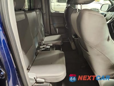 Zdjęcie 10 z 12 samochodu: 2015 TOYOTA TACOMA V6 VIN:5TFUU4EN1FX125624 - miniatura