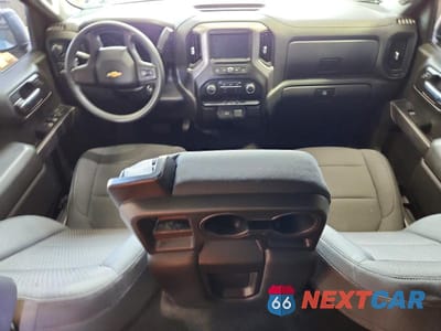 Zdjęcie 8 z 12 samochodu: 2020 CHEVROLET SILVERADO K1500 CUSTOM VIN:3GCPYBEHXLG371829 - miniatura