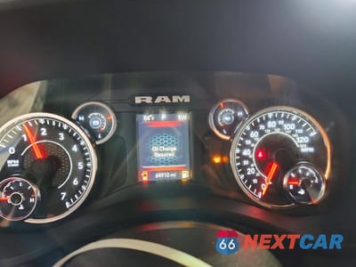 Zdjęcie 9 z 12 samochodu: 2023 RAM 1500 VIN:1C6SRFMT8PN554493 - miniatura