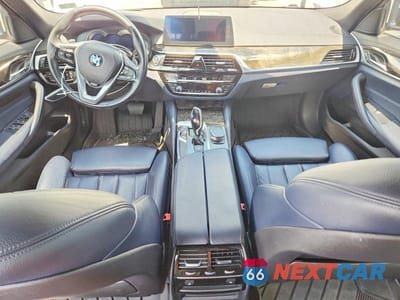 Zdjęcie 8 z 12 samochodu: 2017 BMW 540 XI VIN:WBAJE7C30HG887698 - miniatura