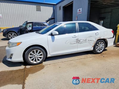 2012 TOYOTA CAMRY XLE 4T4BF1FK3CR263491 - główne zdjęcie licytacji z USA - miniatura