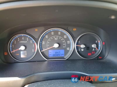 Zdjęcie 9 z 13 samochodu: 2008 HYUNDAI SANTA FE SE VIN:5NMSH13E88H217242 - miniatura