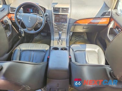 Zdjęcie 8 z 14 samochodu: 2013 LINCOLN MKX VIN:2LMDJ6JK3DBL29667 - miniatura