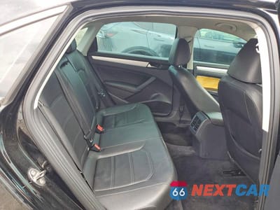 Zdjęcie 10 z 12 samochodu: 2013 VOLKSWAGEN PASSAT SE VIN:1VWBP7A34DC057986 - miniatura
