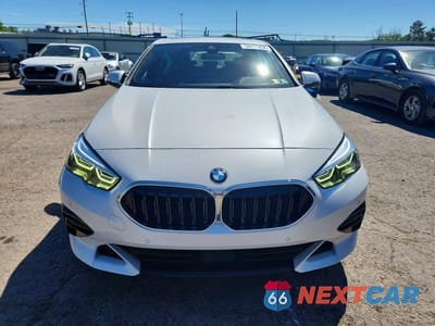 Piąte zdjęcie samochodu w środku: 2022 BMW 228XI VIN:WBA73AK03N7K51874 - miniatura