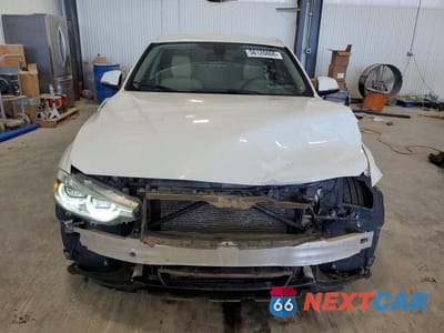 Piąte zdjęcie samochodu w środku: 2018 BMW 320 XI VIN:WBA8E5G50JNU47092 - miniatura