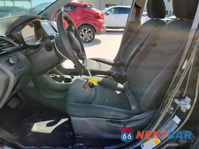 Zdjęcie 7 z 13 samochodu: 2021 CHEVROLET SPARK 1LT VIN:KL8CD6SA7MC742953 - miniatura