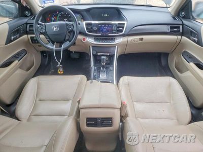 Zdjęcie 8 z 13 samochodu: 2015 HONDA ACCORD HYBRID EXL VIN:1HGCR6F53FA012141 - miniatura