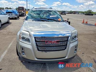Piąte zdjęcie samochodu w środku: 2015 GMC TERRAIN SLT VIN:2GKALTEK2F6114545 - miniatura