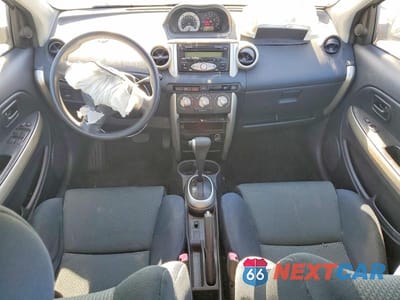 Zdjęcie 8 z 12 samochodu: 2006 SCION XA BASE VIN:JTKKT604X60171877 - miniatura