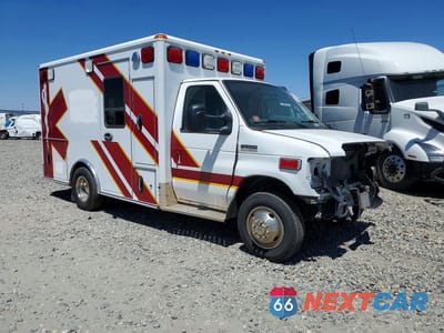Czwarte zdjęcie samochodu z boku: 2016 FORD E-350 VIN:1FDWE3FS4GDC24974 - miniatura