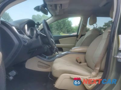 Zdjęcie 7 z 13 samochodu: 2019 DODGE JOURNEY SE VIN:3C4PDCBB0KT857296 - miniatura