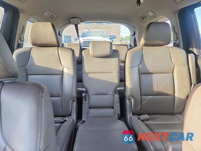 Zdjęcie 10 z 13 samochodu: 2017 HONDA ODYSSEY EXL VIN:5FNRL5H62HB007338 - miniatura