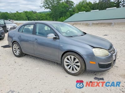 Czwarte zdjęcie samochodu z boku: 2008 VOLKSWAGEN JETTA WOLFSBURG VIN:3VWRJ71K58M181762 - miniatura