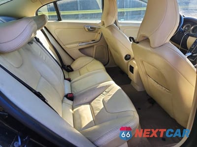 Zdjęcie 10 z 12 samochodu: 2013 VOLVO S60 T5 VIN:YV1612FH3D2209267 - miniatura