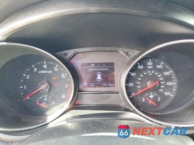 Zdjęcie 9 z 13 samochodu: 2020 KIA SEDONA LX VIN:KNDMB5C11L6587923 - miniatura