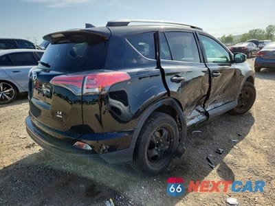 Trzecie zdjęcie samochodu z tyłu: 2016 TOYOTA RAV4 LE VIN:2T3BFREVXGW526688 - miniatura