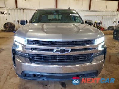 Piąte zdjęcie samochodu w środku: 2019 CHEVROLET SILVERADO K1500 LT VIN:1GCUYDED2KZ245720 - miniatura