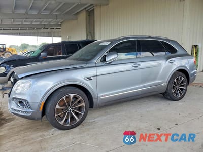 2018 BENTLEY BENTAYGA SJAAC2ZV6JC017814 - główne zdjęcie licytacji z USA - miniatura