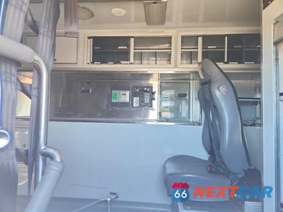 Zdjęcie 11 z 13 samochodu: 2017 FORD F550 SUPER DUTY VIN:1FD0X5HT2HED81058 - miniatura
