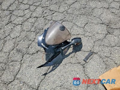 Zdjęcie 9 z 10 samochodu: 2025 SUZUKI GSX-R750 VIN:JS1GR7MA2S7100265 - miniatura
