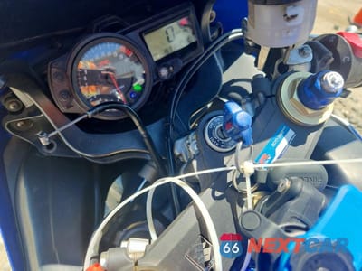 Zdjęcie 8 z 9 samochodu: 2005 SUZUKI GSX-R600 K VIN:JS1GN7CA252112785 - miniatura