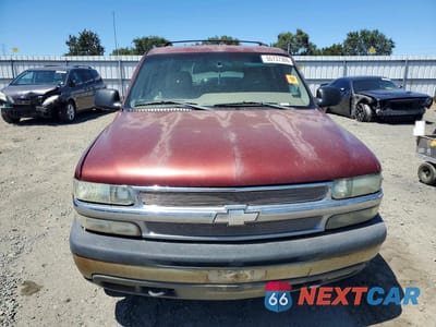 Piąte zdjęcie samochodu w środku: 2002 CHEVROLET TAHOE K1500 VIN:1GNEK13T52J266131 - miniatura