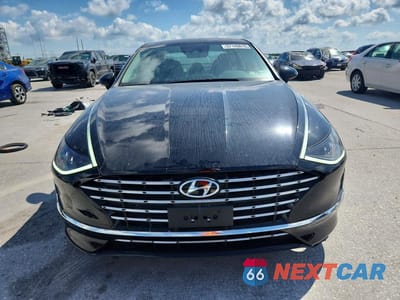 Piąte zdjęcie samochodu w środku: 2022 HYUNDAI SONATA HYBRID SEL VIN:KMHL34JJ0NA043253 - miniatura