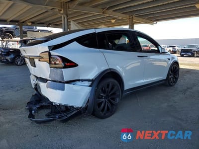Trzecie zdjęcie samochodu z tyłu: 2023 TESLA MODEL X VIN:7SAXCAE58PF380199 - miniatura