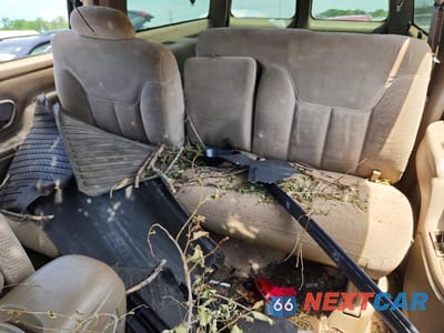 Zdjęcie 10 z 12 samochodu: 1999 CHEVROLET SUBURBAN K1500 VIN:3GNFK16R2XG199002 - miniatura